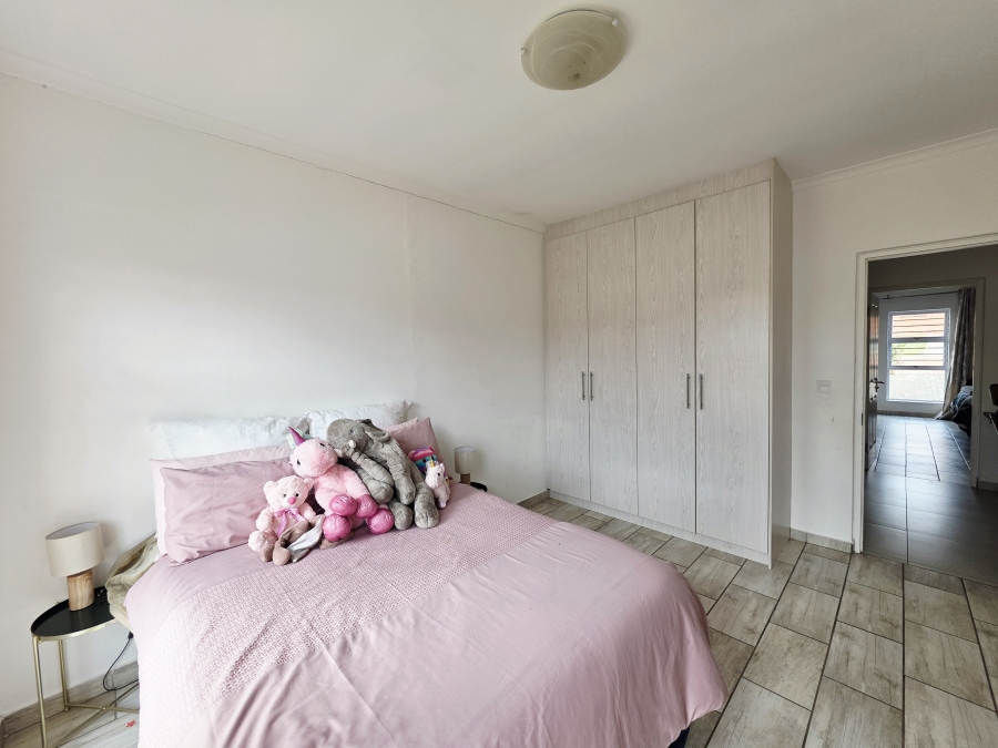 4 Bedroom Property for Sale in Beacon Bay North Eastern Cape